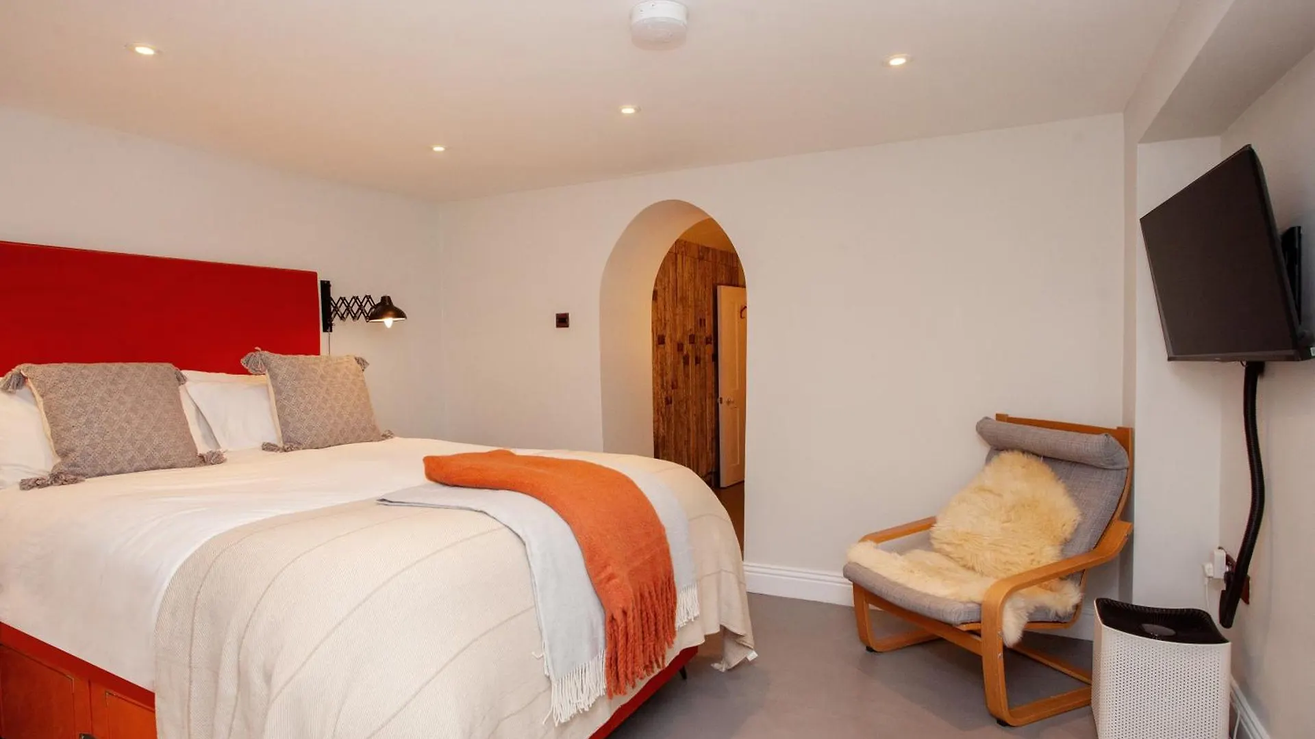 Apartment Higgihaus Apt 1 #36-37 Royal York Crescent Bristol
